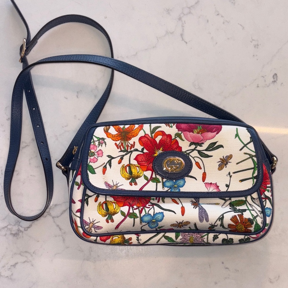 Gucci Floral Crossbody Bag in Blue and White